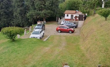 “Casa en venta con excelente terreno en Salazar”