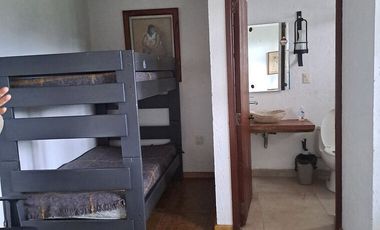 “Casa en venta con excelente terreno en Salazar”