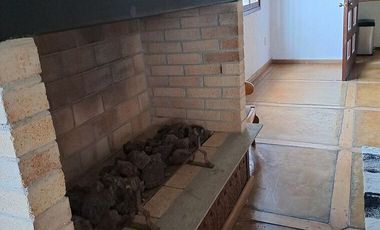 “Casa en venta con excelente terreno en Salazar”