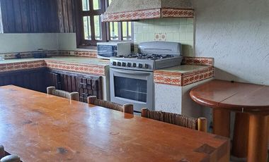 “Casa en venta con excelente terreno en Salazar”