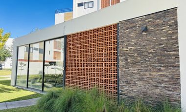 Departamento sin muebles para renta largo plazo cerca de Vidanta