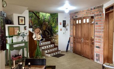 FINCA SANTA ELENA VEREDA BARRO BLANCO