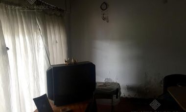 Casa Interna con jardín, pileta y entrada de auto - OPORTUNIDAD!!!
