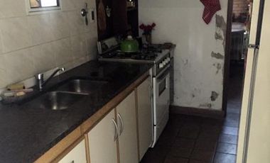 Casa Interna con jardín, pileta y entrada de auto - OPORTUNIDAD!!!