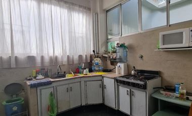 Casa en Venta - Lote propio - 4 cuadras de la estacion de Lomas de Zamora