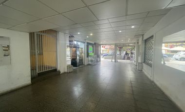 SE VENDE LOCAL COMERCIAL EN AV. VALPARAÍSO (CÓD. 474)