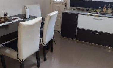 Casa - Temperley Oeste