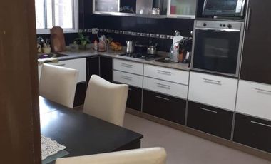 Casa - Temperley Oeste