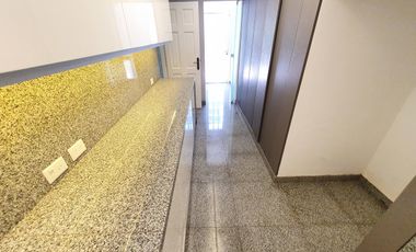 Casa a nuevo! Libertador al Río, calle cortada, 1150 m2 lote 650 m2 cub, 5 Dorm,