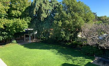 Casa a nuevo! Libertador al Río, calle cortada, 1150 m2 lote 650 m2 cub, 5 Dorm,