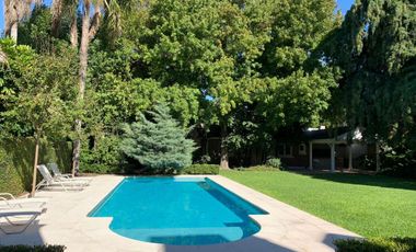 Casa a nuevo! Libertador al Río, calle cortada, 1150 m2 lote 650 m2 cub, 5 Dorm,