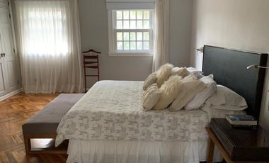 Casa a nuevo! Libertador al Río, calle cortada, 1150 m2 lote 650 m2 cub, 5 Dorm,