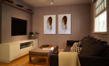 Casa a nuevo! Libertador al Río, calle cortada, 1150 m2 lote 650 m2 cub, 5 Dorm,