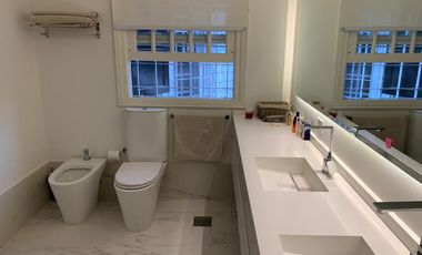 Casa a nuevo! Libertador al Río, calle cortada, 1150 m2 lote 650 m2 cub, 5 Dorm,