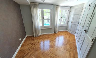 Casa a nuevo! Libertador al Río, calle cortada, 1150 m2 lote 650 m2 cub, 5 Dorm,