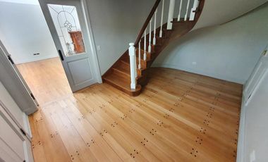 Casa a nuevo! Libertador al Río, calle cortada, 1150 m2 lote 650 m2 cub, 5 Dorm,