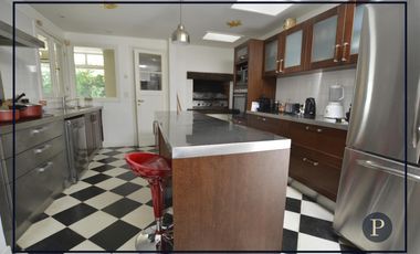 Venta privilegiado Chalet en Los Troncos