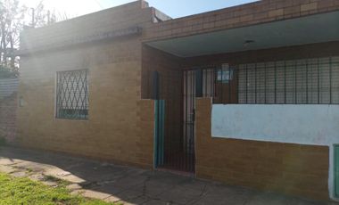 Casa - Luis Guillon