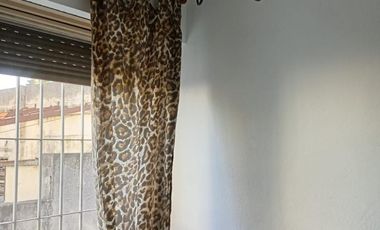 Departamento dos ambientes en venta en Wilde