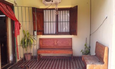 Casa - Luis Guillon