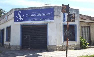 Local con Vivienda sobre Avenida Pedro Suárez!!!  Las Heras 1598, Mte. Grande.-