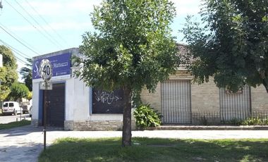 Local con Vivienda sobre Avenida Pedro Suárez!!!  Las Heras 1598, Mte. Grande.-