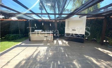 VENTA DE CASA EN SAN JOSÉ DE BAVARIA, 322 M2 POR $2.800'000.000