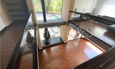 VENTA DE CASA EN SAN JOSÉ DE BAVARIA, 322 M2 POR $2.800'000.000