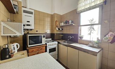 Departamento de 3 ambientes en venta! Saavedra