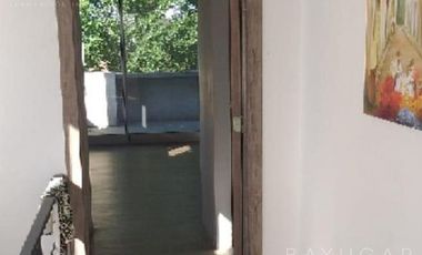 Venta - Casa en Barrio Privado Santa Guadalupe / Pilar del Este