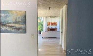 Venta - Casa en Barrio Privado Santa Guadalupe / Pilar del Este