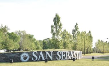 RBS. Hermoso Lote  con vista al golf, en barrio San Sebastian, AREA 2