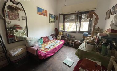 Venta de casa 4 ambientes con terraza y quincho en Lanús Este