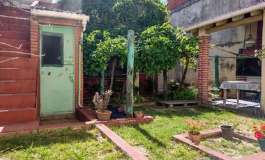 CASA SOBRE LOTE PROPIO EN BARRACAS VENTA