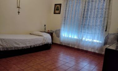 CASA SOBRE LOTE PROPIO EN BARRACAS VENTA