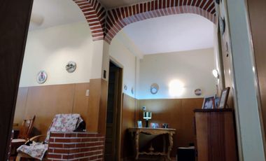 CASA SOBRE LOTE PROPIO EN BARRACAS VENTA