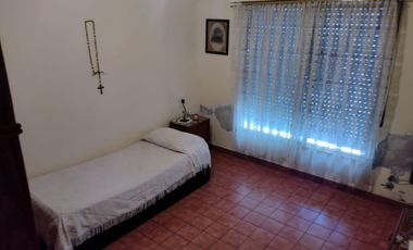 CASA SOBRE LOTE PROPIO EN BARRACAS VENTA