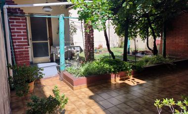 CASA SOBRE LOTE PROPIO EN BARRACAS VENTA