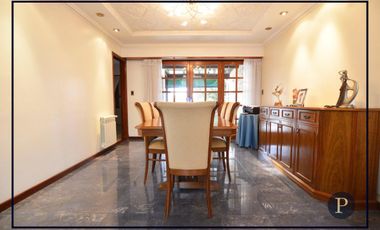 Venta imponente Chalet en San Carlos