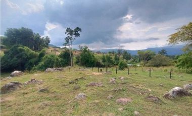 Venta de lotes independientes/Mejor sector de La Mesa Cundi