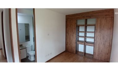 ACSI 1118. Se vende apartamento en Mosquera, Conjunto Roble