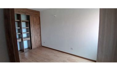 ACSI 1118. Se vende apartamento en Mosquera, Conjunto Roble