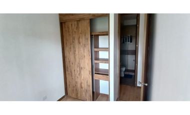 ACSI 1118. Se vende apartamento en Mosquera, Conjunto Roble