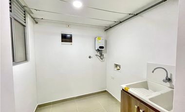 Espectacular apartamento por la 80