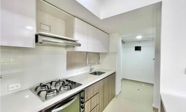 Espectacular apartamento por la 80