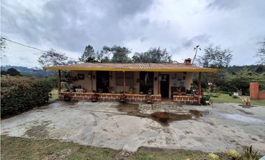 Venta de finca en Santa Elena-Vereda Piedras Blancas