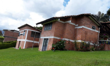 Finca Vacacional Via Santa Barbara, Santa Rosa de Cabal - Risaralda