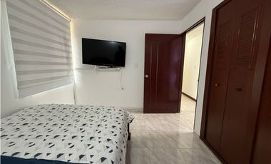 VENDO APARTAMENTO AMOBLADO EN LOS ALAMOS 5P S/A