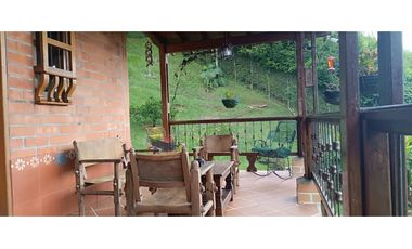 SE VENDE HERMOSA FINCA EN AMAG ANTIOQUIA