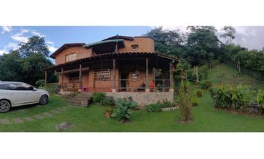 SE VENDE HERMOSA FINCA EN AMAG ANTIOQUIA